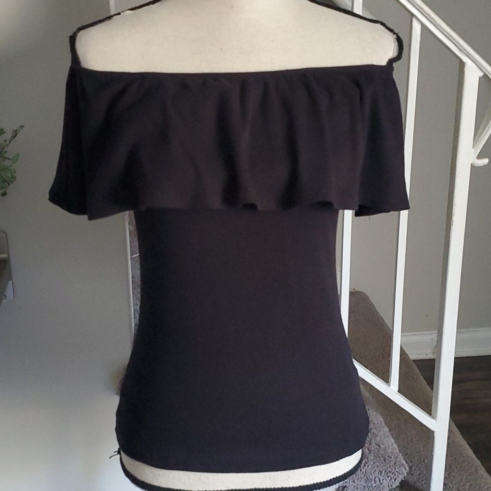 Cotton On Ruffle Off the Shoulder Ribbed Top - Picture 2 of 7